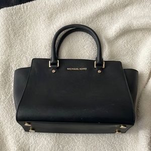 Micheal Kors Handbag